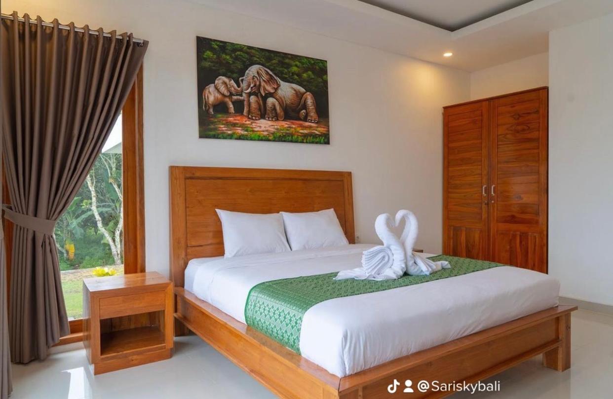 Hotel Sari Sky Bali Kubupenlokan Esterno foto